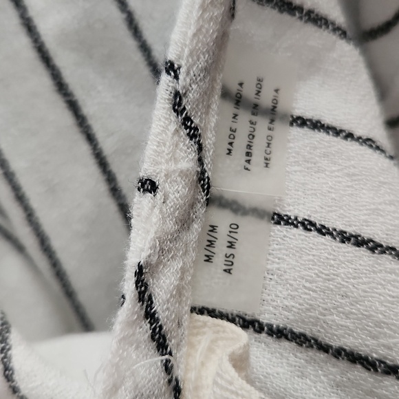 Roxy White Black Stripe Women's Intense Sunrise Stripe Romper medium - Picture 4 of 9